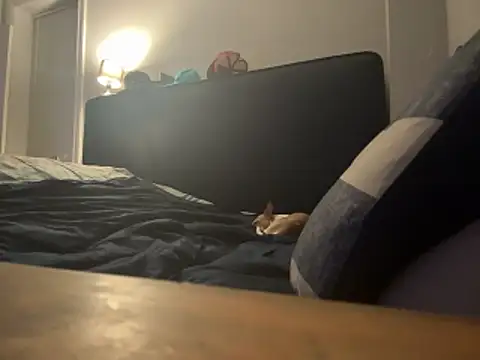 ChiRaqb8 online show from April 12, 3:33 am