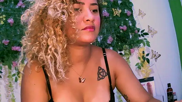 Crysrus online show from February 1, 12:29 am