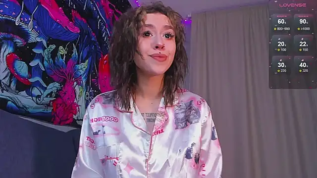 Snapshot of Grace_Walker chatting on February 26, 4:56 pm Grace Walker online show from February 26, 4:56 pm