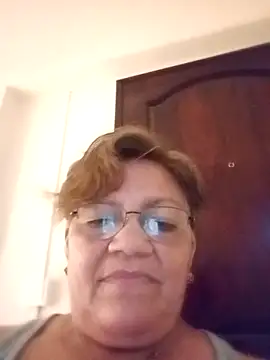 Snapshot of Madrastrahot69 chatting on October 29, 5:31 am Madrastrahot69 online show from October 29, 5:31 am