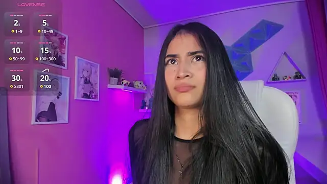 Snapshot of lara_madisson chatting on December 24, 4:22 am lara madisson online show from December 24, 4:22 am