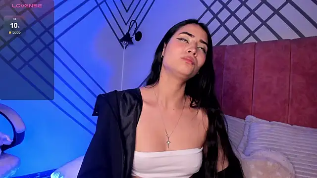 Snapshot of lara_madisson chatting on March 8, 11:48 am lara madisson online show from March 8, 11:48 am