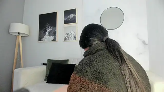 Snapshot of lara_madisson chatting on September 19, 5:31 am lara madisson online show from September 19, 5:31 am