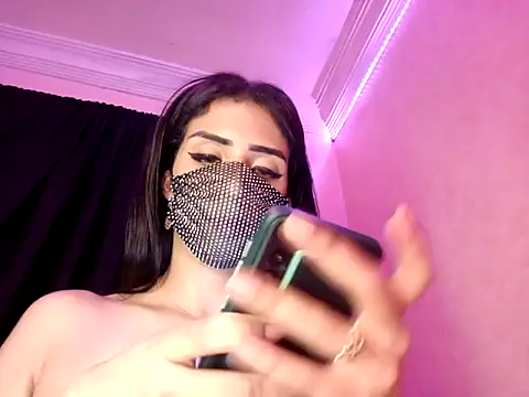 ---sophia--- online show from September 23, 9:34 am