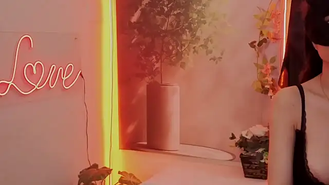 sexybaby22111 online show from March 21, 8:50 pm