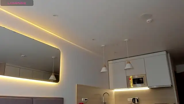 agelandreww online show from February 18, 1:55 pm