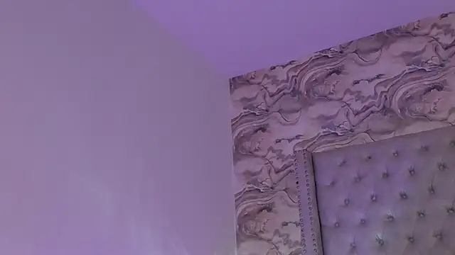 Snapshot of Kev_jenner chatting on November 11, 9:04 pm Kev jenner online show from November 11, 9:04 pm