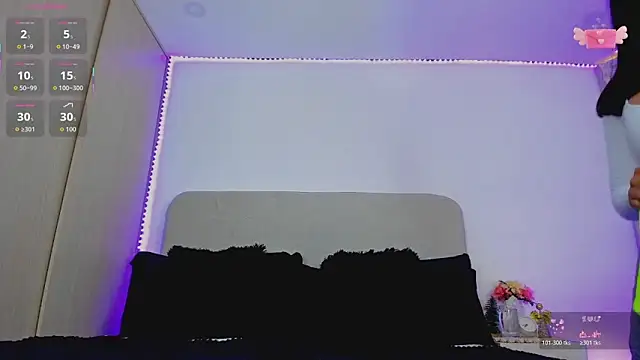 Snapshot of VIDEO_SALE_4_YOU chatting on November 18, 9:19 pm VIDEO SALE 4 YOU online show from November 18, 9:19 pm