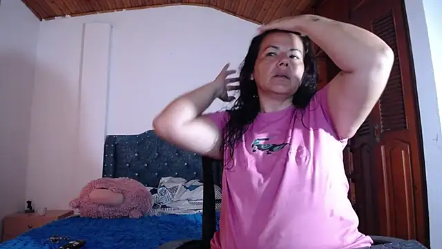 Snapshot of sofiamature01 chatting on September 29, 9:19 pm sofiamature01 online show from September 29, 9:19 pm