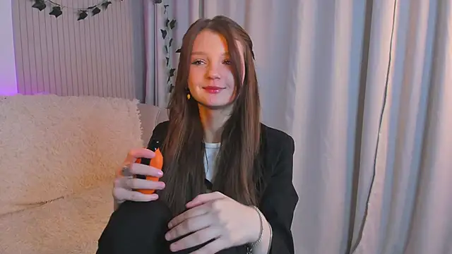 CindyGarrison online show from February 9, 11:15 pm