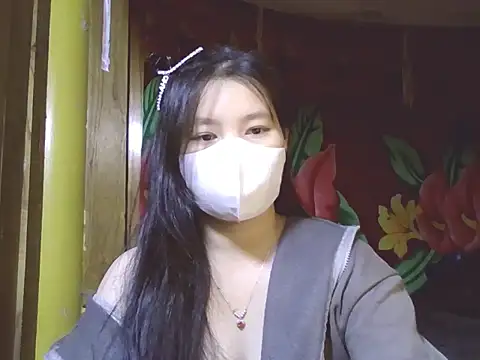 Snapshot of Sexyass13 chatting on February 10, 1:43 am Sexyass13 online show from February 10, 1:43 am