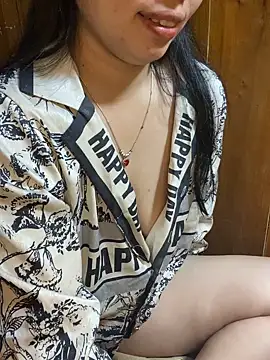 Snapshot of Sexyass13 chatting on February 15, 8:57 am Sexyass13 online show from February 15, 8:57 am