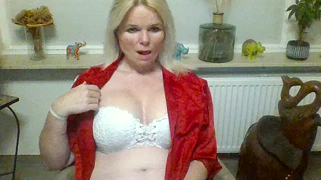 clwm online show from January 16, 6:45 pm