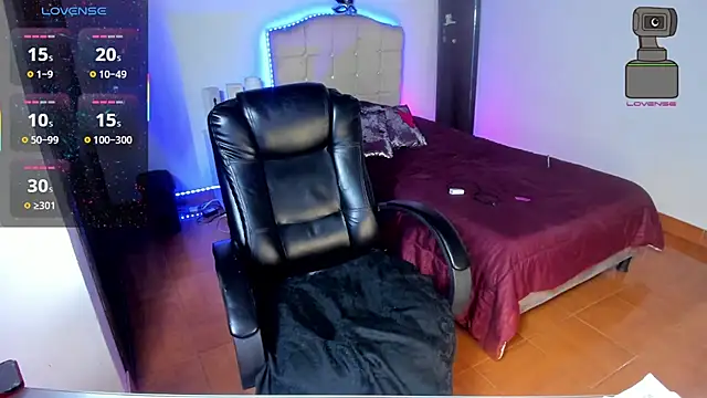 vampirellaa crazy  online show from March 12, 1:58 am