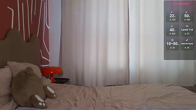 Snapshot of EvaCroan chatting on March 7, 5:29 am EvaCroan online show from March 7, 5:29 am