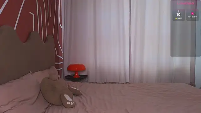 EvaCroan online show from November 7, 7:41 am