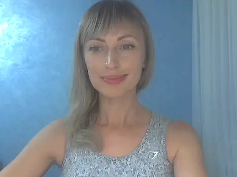 Snapshot of EffectMaya chatting on September 9, 4:50 pm EffectMaya online show from September 9, 4:50 pm