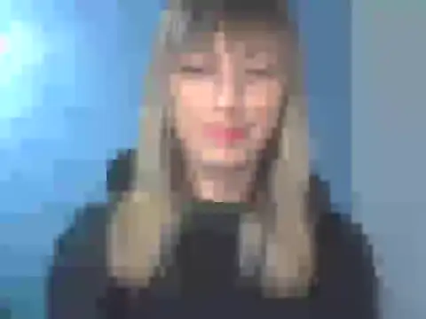 Snapshot of EffectMaya chatting on October 5, 4:27 pm EffectMaya online show from October 5, 4:27 pm