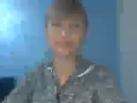 Snapshot of EffectMaya chatting on November 22, 3:00 pm EffectMaya online show from November 22, 3:00 pm