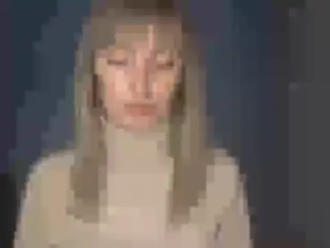 Snapshot of EffectMaya chatting on November 25, 6:30 pm EffectMaya online show from November 25, 6:30 pm