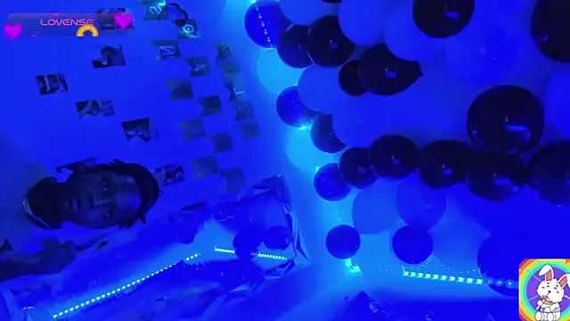 Snapshot of Bonny6 chatting on February 15, 6:55 pm Bonny6 online show from February 15, 6:55 pm