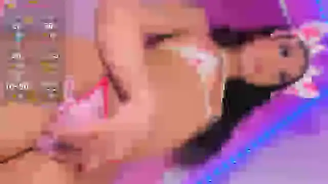 Snapshot of Bonny6 chatting on March 1, 1:22 am Bonny6 online show from March 1, 1:22 am