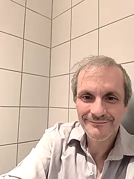 Snapshot of Zed0l1Mod chatting on January 24, 4:39 pm Zed0l1Mod online show from January 24, 4:39 pm