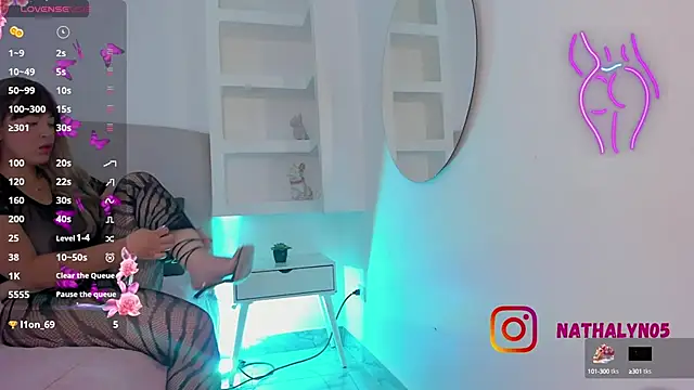 Snapshot of nathalynbarnes chatting on March 1, 10:55 am nathalynbarnes online show from March 1, 10:55 am