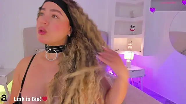 Snapshot of nathalynbarnes chatting on November 25, 10:59 am nathalynbarnes online show from November 25, 10:59 am