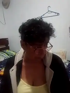 Snapshot of sorbetico_perverse chatting on November 15, 12:19 am sorbetico perverse online show from November 15, 12:19 am