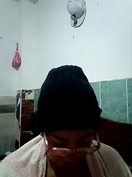 Snapshot of sorbetico_perverse chatting on December 20, 1:29 pm sorbetico perverse online show from December 20, 1:29 pm