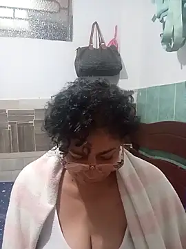 Snapshot of sorbetico_perverse chatting on February 13, 1:56 am sorbetico perverse online show from February 13, 1:56 am