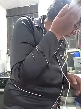 Snapshot of sorbetico_perverse chatting on March 3, 12:50 am sorbetico perverse online show from March 3, 12:50 am