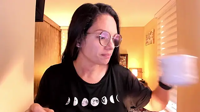 anabel 025 online show from March 17, 12:25 pm