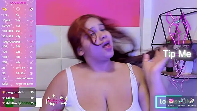 Snapshot of Alanna_hot3 chatting on February 15, 5:39 pm Alanna hot3 online show from February 15, 5:39 pm