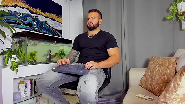 Snapshot of Johnnygrayson1 chatting on January 27, 11:11 pm Johnnygrayson1 online show from January 27, 11:11 pm