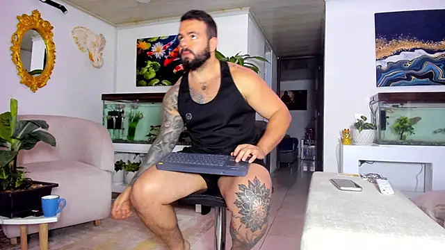 Snapshot of Johnnygrayson1 chatting on March 17, 11:32 pm Johnnygrayson1 online show from March 17, 11:32 pm