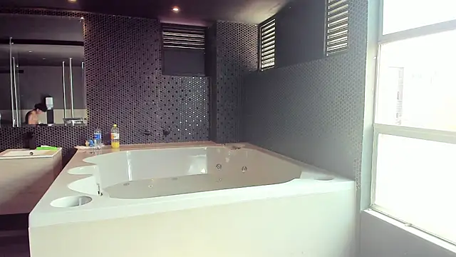 Snapshot of jokergc_2 chatting on December 7, 2:57 pm jokergc 2 online show from December 7, 2:57 pm