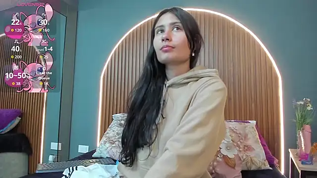 NayeCloud online show from September 12, 3:28 am