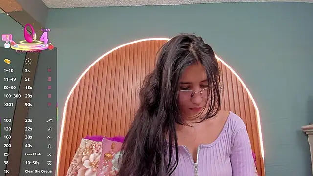 NayeCloud online show from January 15, 3:44 am