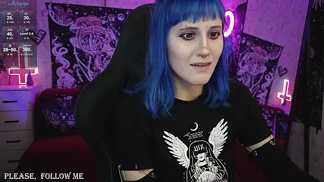 Snapshot of little_Elika chatting on January 12, 11:04 pm little Elika online show from January 12, 11:04 pm