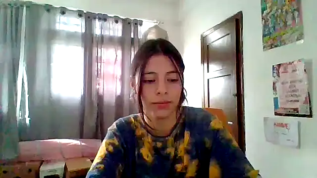 Sasha Petitte online show from February 10, 1:33 pm
