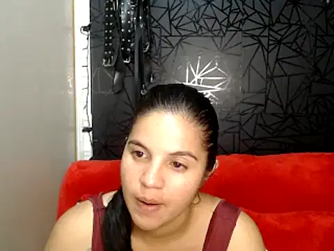 love and Lust online show from December 19, 3:07 am