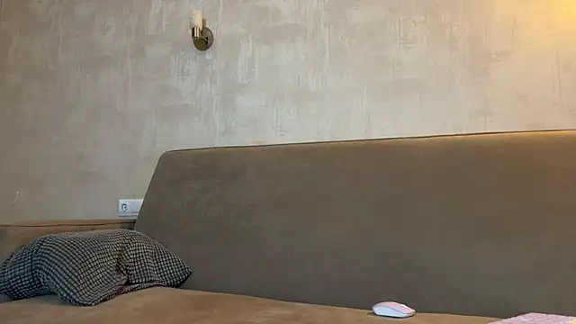 weshycouple online show from January 17, 7:17 pm