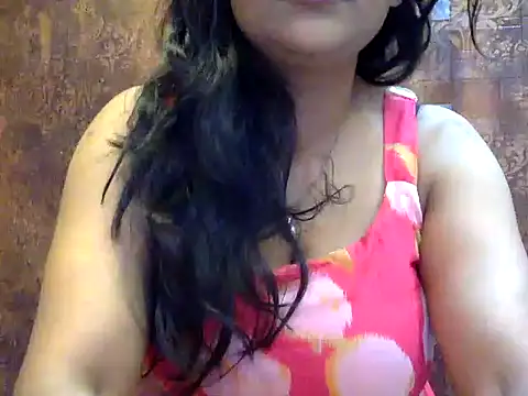 HaaniKaur online show from March 8, 7:49 am