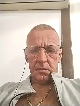 Freddy1962 online show from January 17, 7:05 pm