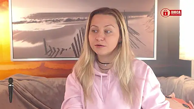 Snapshot of BigBoobsARRI chatting on December 21, 2:04 pm BigBoobsARRI online show from December 21, 2:04 pm