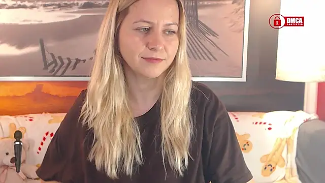 Snapshot of BigBoobsARRI chatting on February 7, 5:29 pm BigBoobsARRI online show from February 7, 5:29 pm