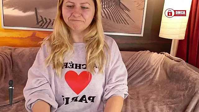 Snapshot of BigBoobsARRI chatting on March 6, 6:19 am BigBoobsARRI online show from March 6, 6:19 am