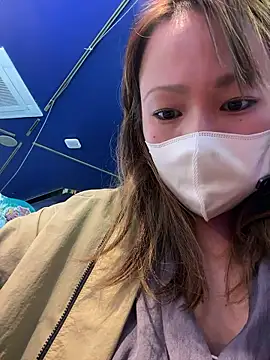 Snapshot of annna_annna_2024 chatting on November 20, 2:45 am annna annna 2024 online show from November 20, 2:45 am